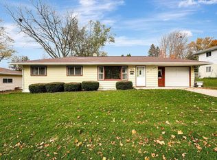 4614 Goldfinch Dr, Madison, WI 53714