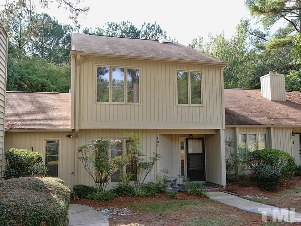 1st image of 103 Woodbridge Ln