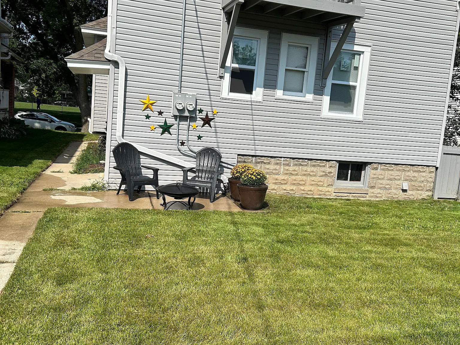 2 bed, $1,300 — Photo 3