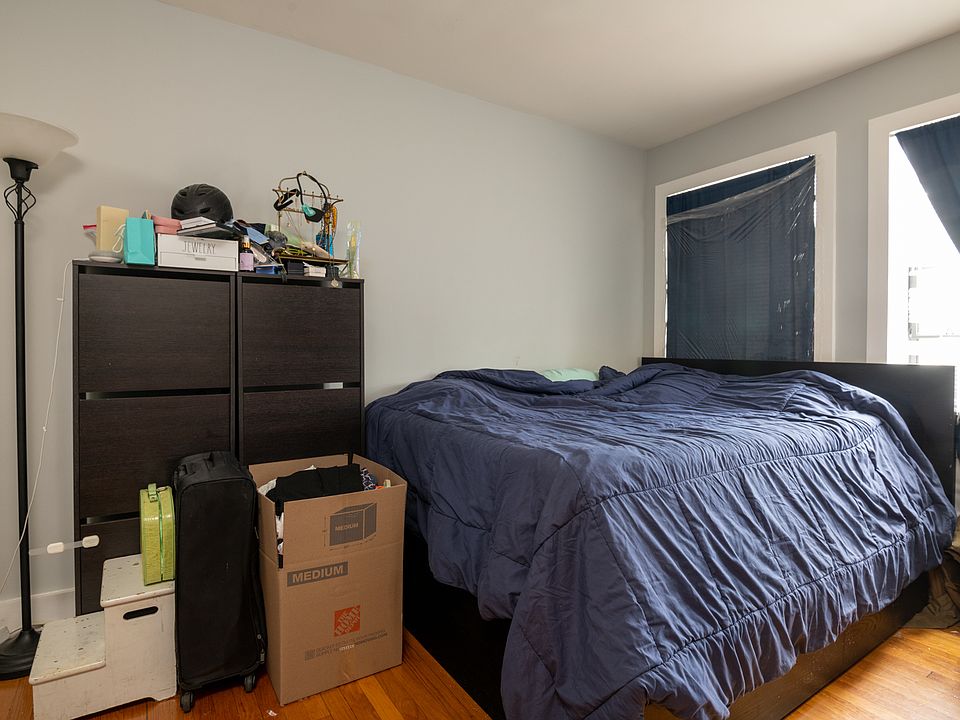 2911 Newark St NW #26-10_08192022