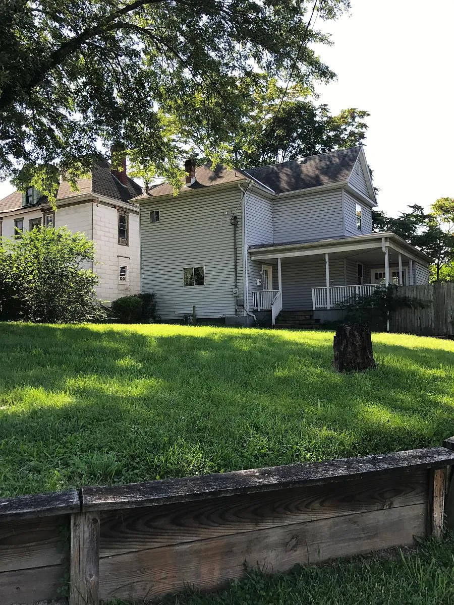 Building Photo - 125 Haymond St