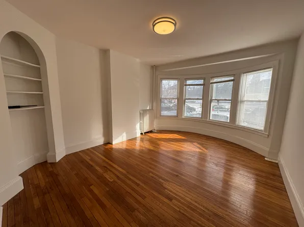 5 Walnut Ter #1, Newtonville, MA 02460