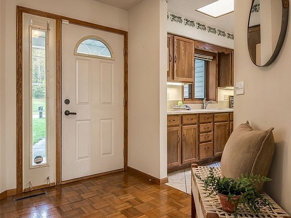 3rd image of 503 Hewitt Street