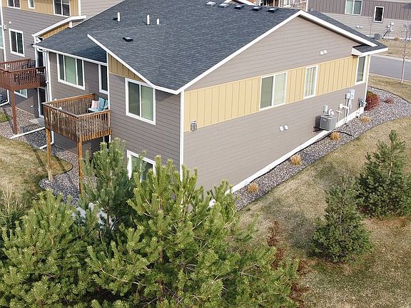 4th image of 641 Hideaway Ln