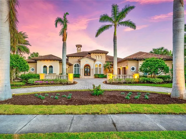 8376 Catamaran Cir, Lakewood Ranch, FL 34202