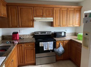 8247 Fairway Rd, Fort Lauderdale, FL 33351