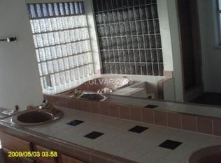7372 Laredo St, Las Vegas, NV 89117