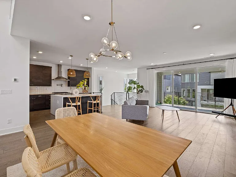 7811 NE 123rd Ct — Photo 9