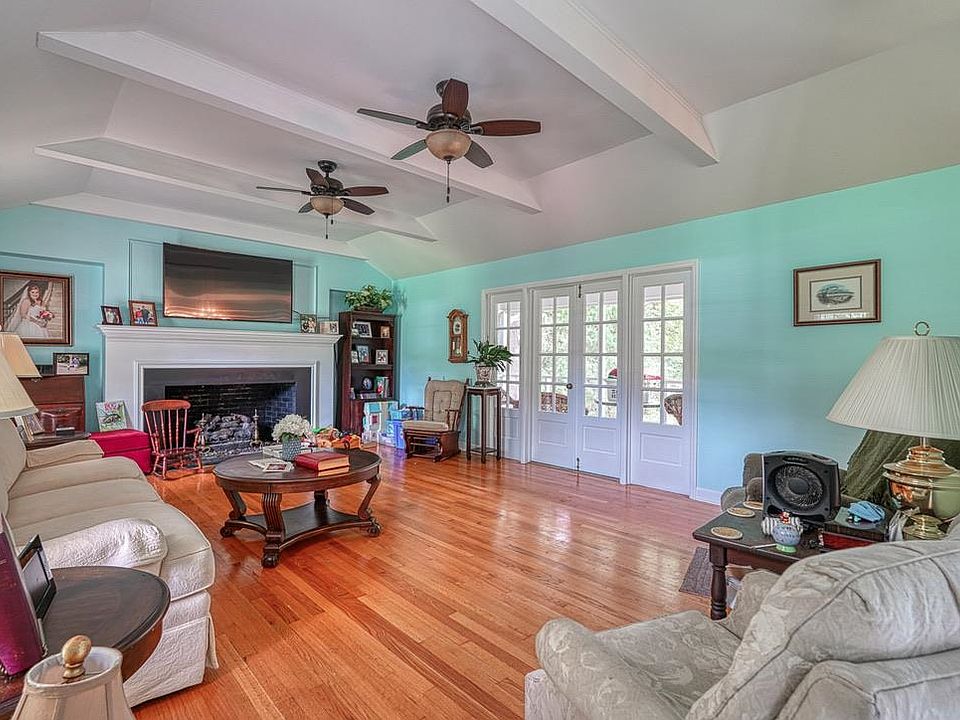 1070 Andrews Farm Rd, Spartanburg, SC 29302 Zillow