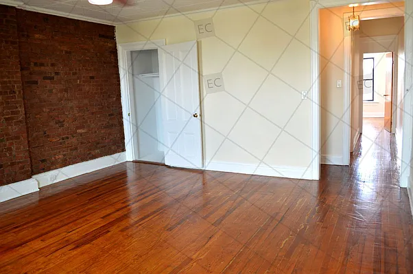 Rented by The Excelsior Collection LTD | media 8