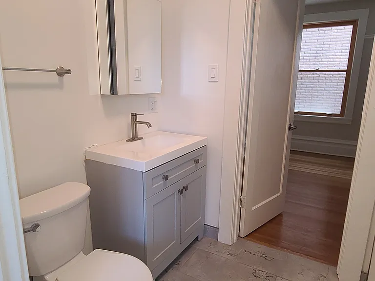 1096 Pine St #303 — Photo 7