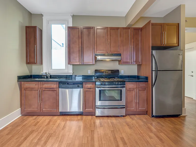 4120 Main St #201 — Photo 12