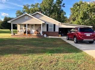 6132 Main St, Hokes Bluff, AL 35903