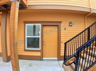 6037 SE Stark St APT 2, Portland, OR