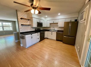 234 E Logan St #W-4, Coloma, MI 49038