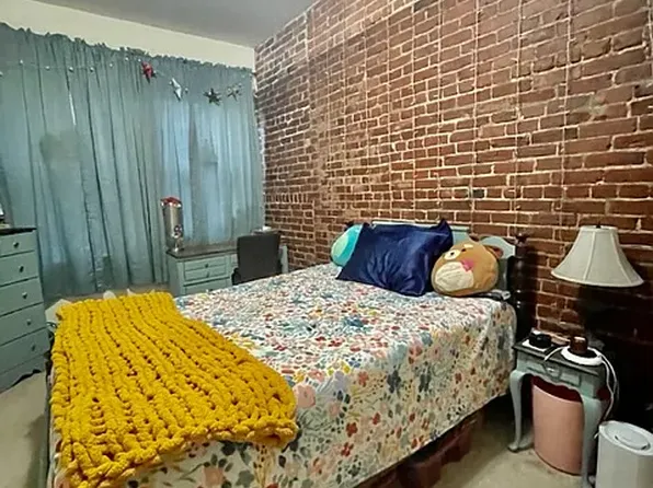 1405 Beacon St APT 2, Brookline, MA 02446