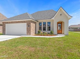 113 Rio Dr, Youngsville, LA 70592
