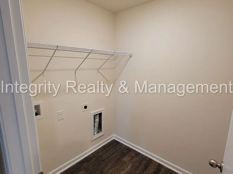 6137 Black Stallion Dr — Photo 7