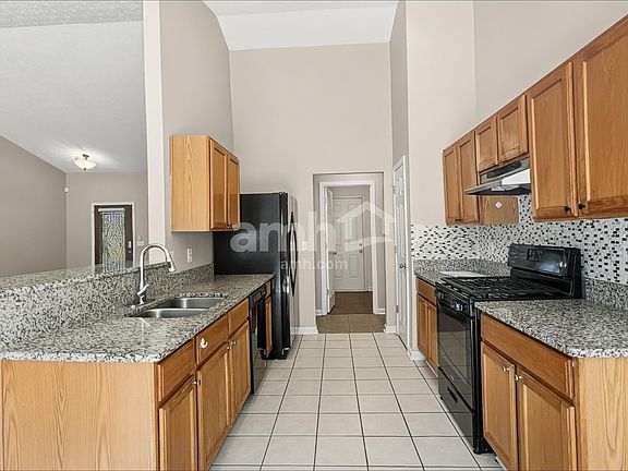 3rd image of 247 Rockingham Dr