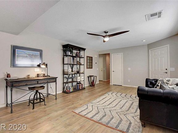4th image of 11555 Aruba Beach Ave