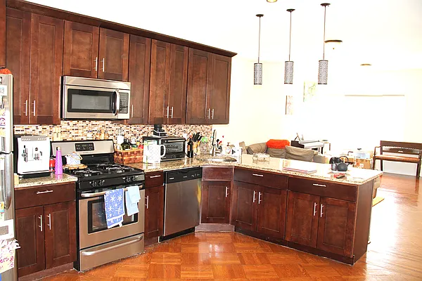 Rented by Douglas Elliman | media 28