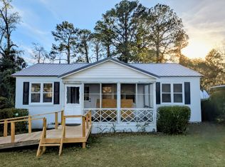 314 Pineview Dr, Waycross, GA 31501