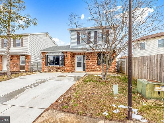 3rd image of 203 Channing Dr