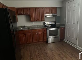 1325 Deanwood Rd, Parkville, MD 21234