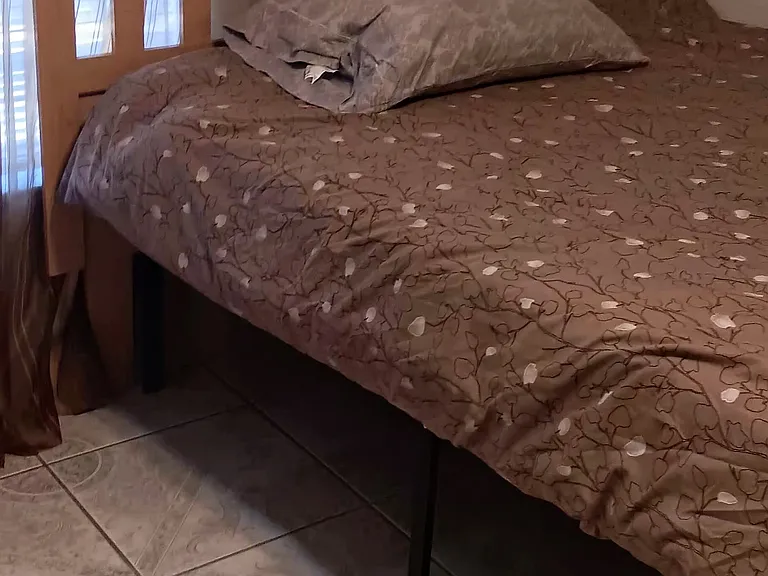 spacious bedroom very comfortable