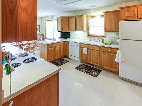 4th image of 3088 Stoneridge Ct