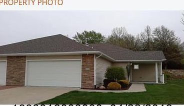 1st image of 4000 S 76th St