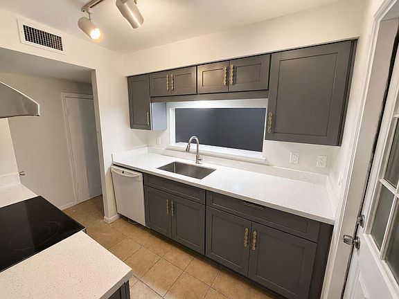 2nd image of 5218 Milwee St APT 6