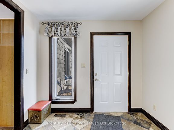 5th image of 10915 Culloden Rd