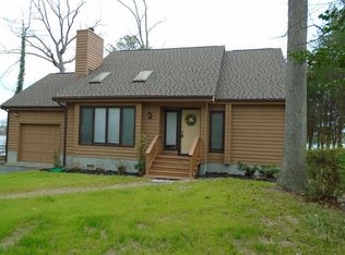 1181 Sherwood Dr, Reedville, VA 22539