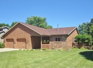 1540 Prairie Hill Rd, Saint Cloud, MN 56301