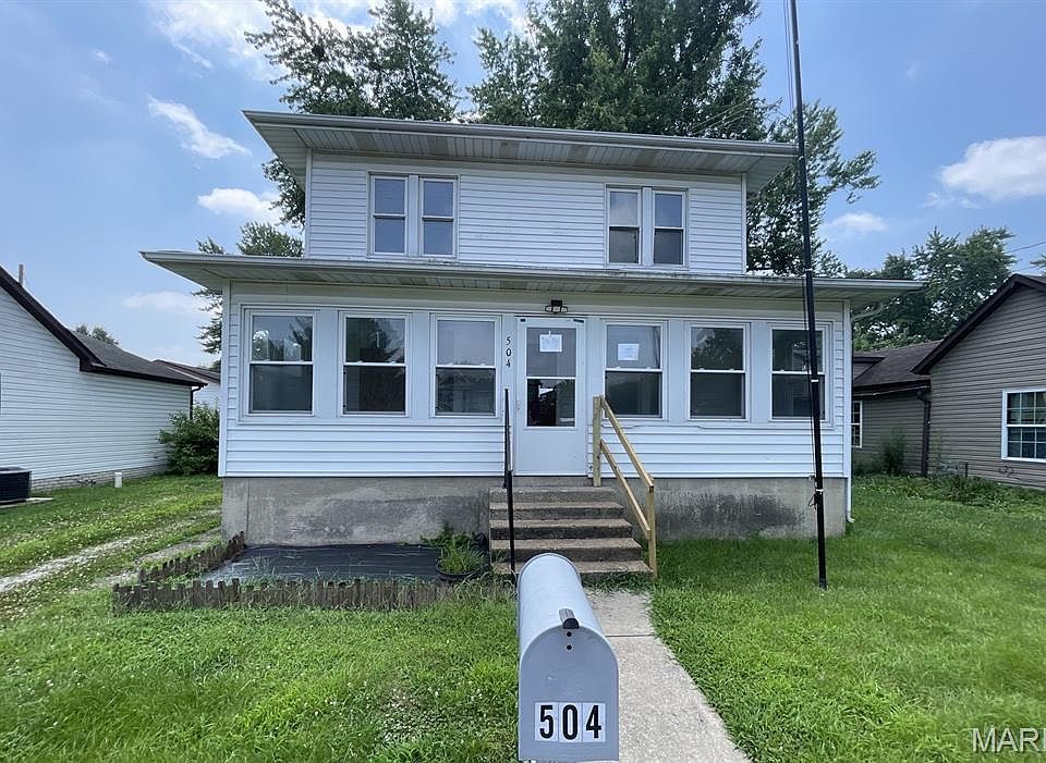 1st image of 504 E Walnut St