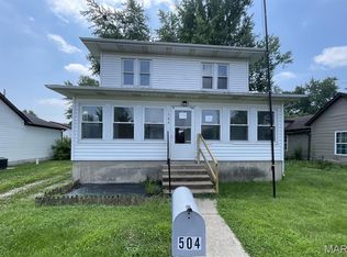 504 E Walnut St, Gillespie, IL 62033