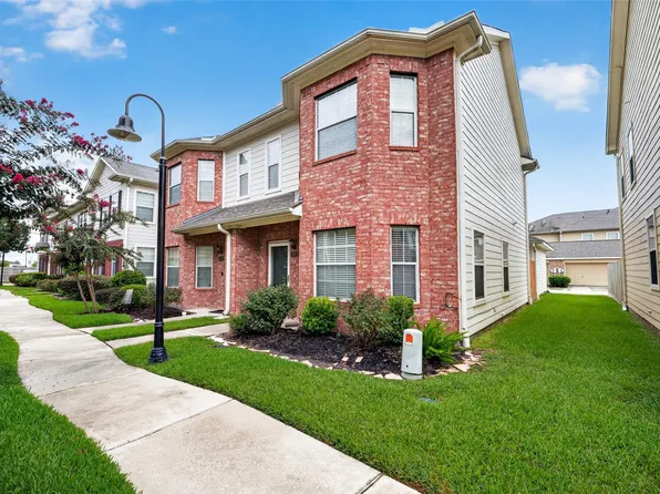 1911 Kemah Village Dr, Kemah, TX 77565