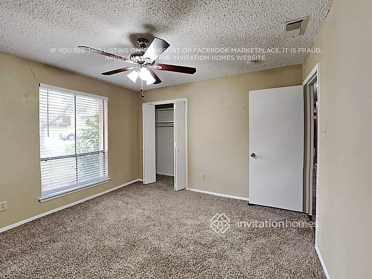427 Newcastle Dr — Photo 12