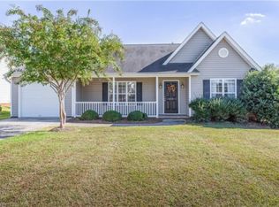 181 Sparks Ct, Winston Salem, NC 27103