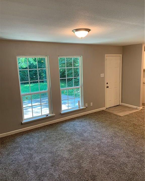 1st image of 745 Clearwood Dr