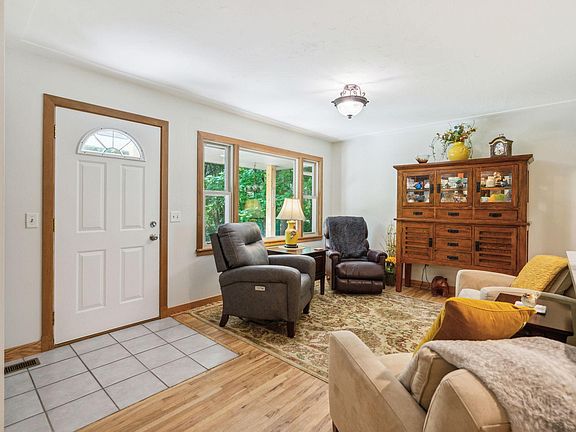 3rd image of 14248 82nd Cir NE