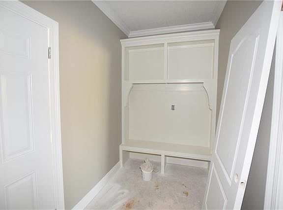 5th image of 273 Tommys Ln