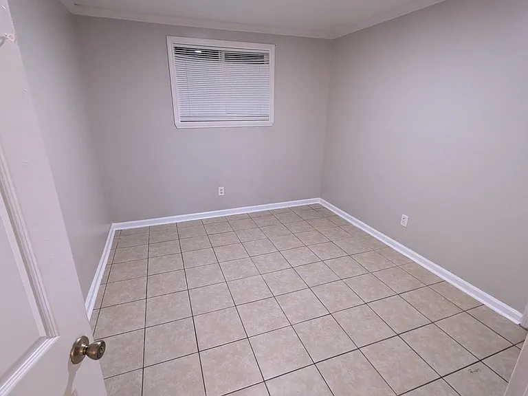 12549 Lorna Ave — Photo 5
