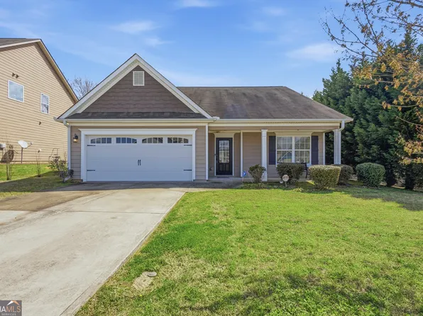 1986 Township Dr, Winder, GA 30680