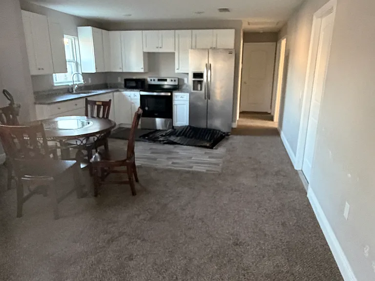 2117 Winger Ave — Photo 12