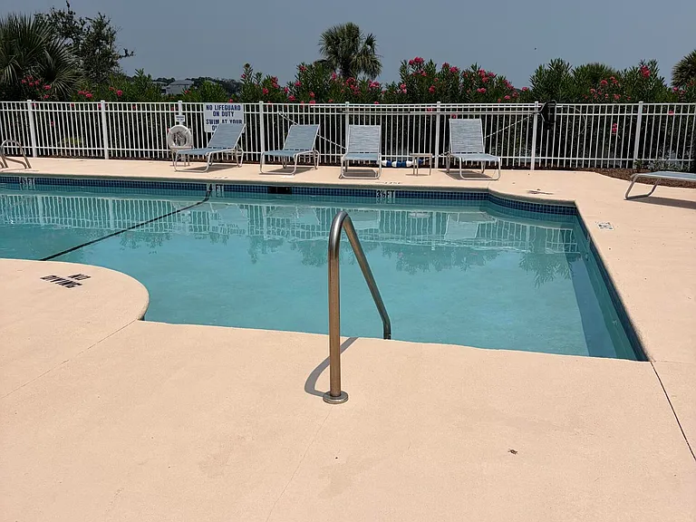 206 N Windward Dr — Photo 4