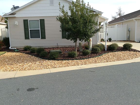 2nd image of 1961 Yellow Pine Pl