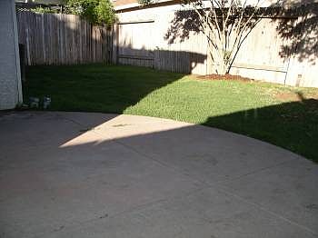 4th image of 6712 Venetian Ct