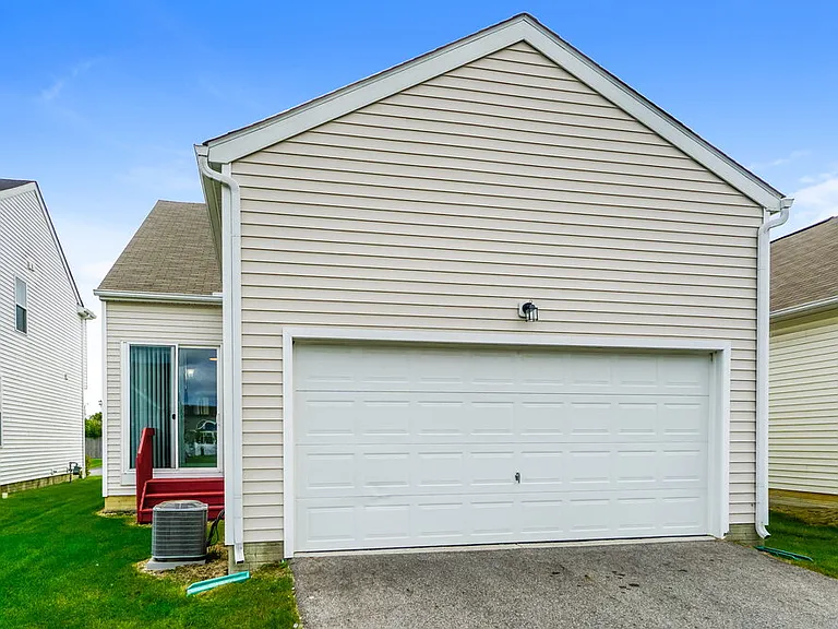 5694 Alliance Way — Photo 17